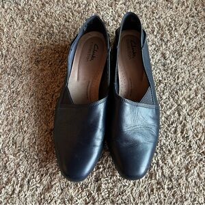 Clarks Women's Juliet Palm Navy Blue Leather Loafers